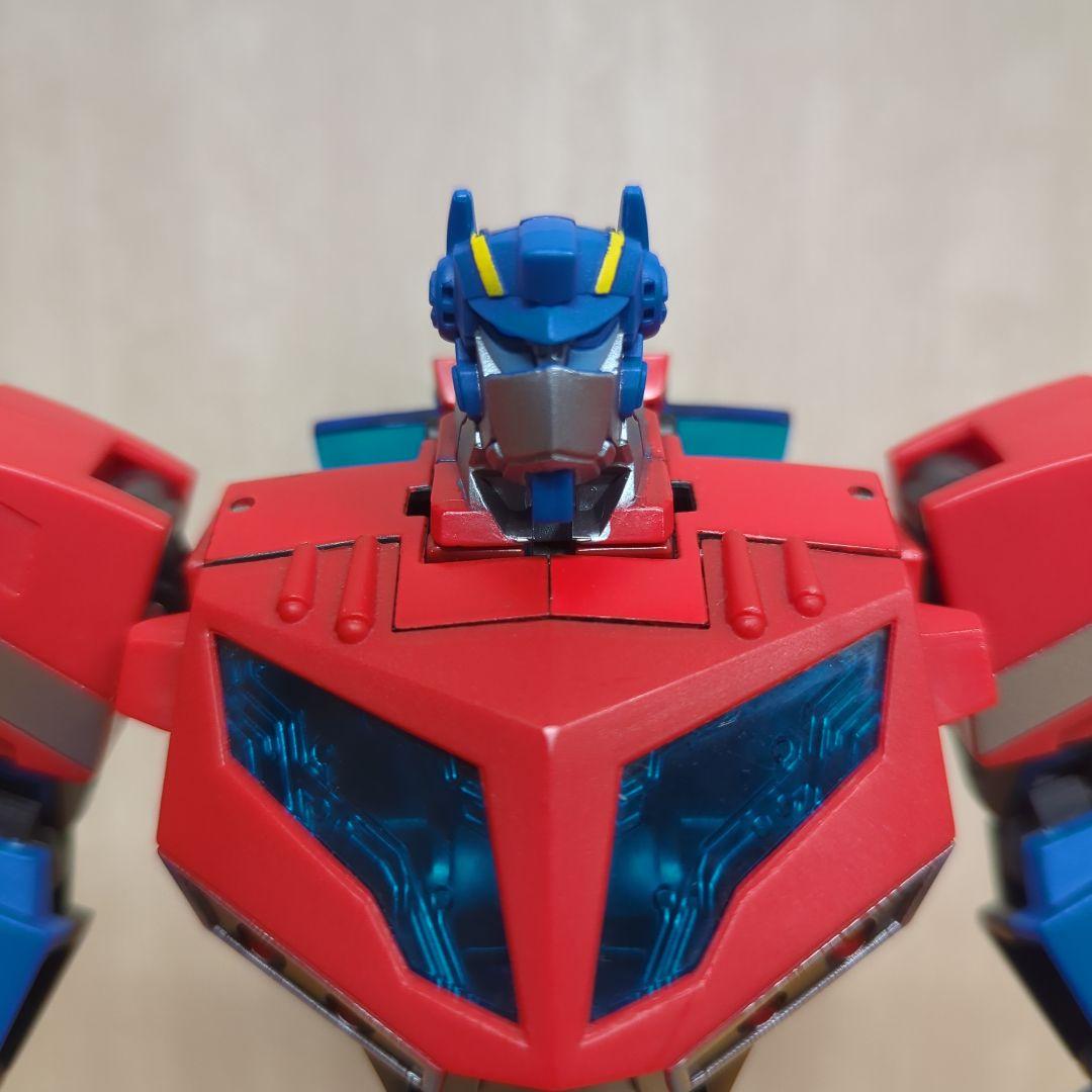 トランスフォーマー アニメイテッド オプティマスプライム