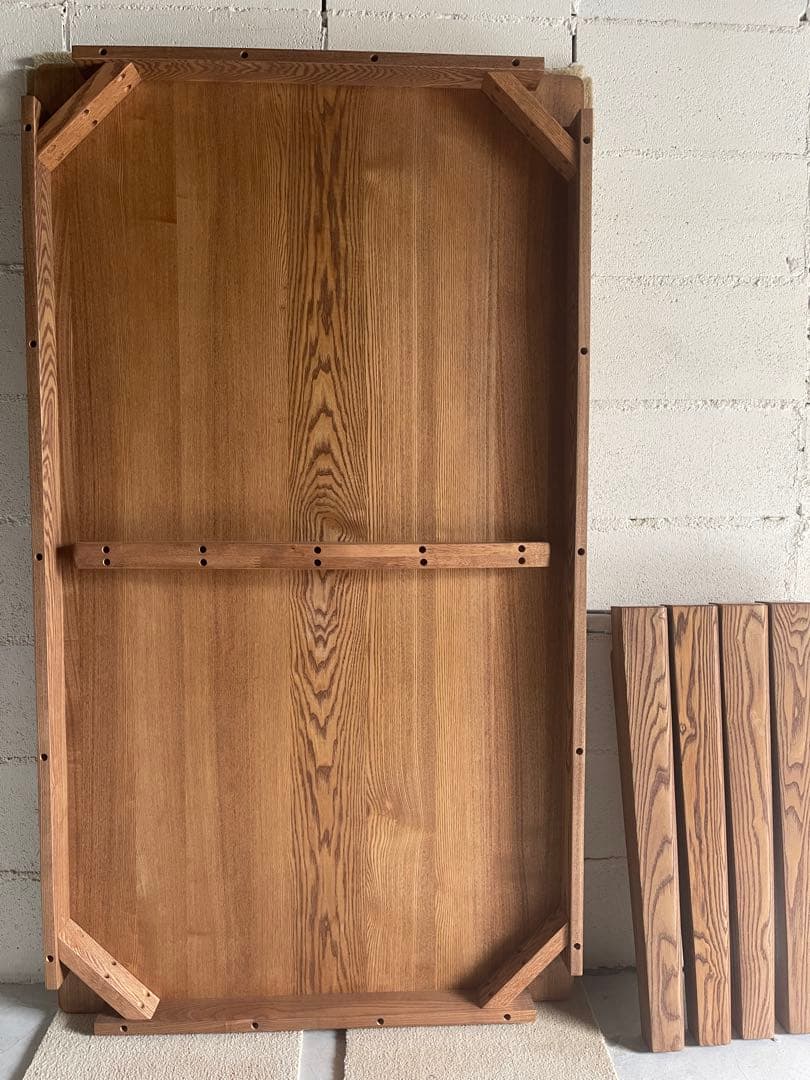 美品　天然木オーク無垢材　ダイニングテーブル　大手百貨店購入品　北欧　テーパー脚