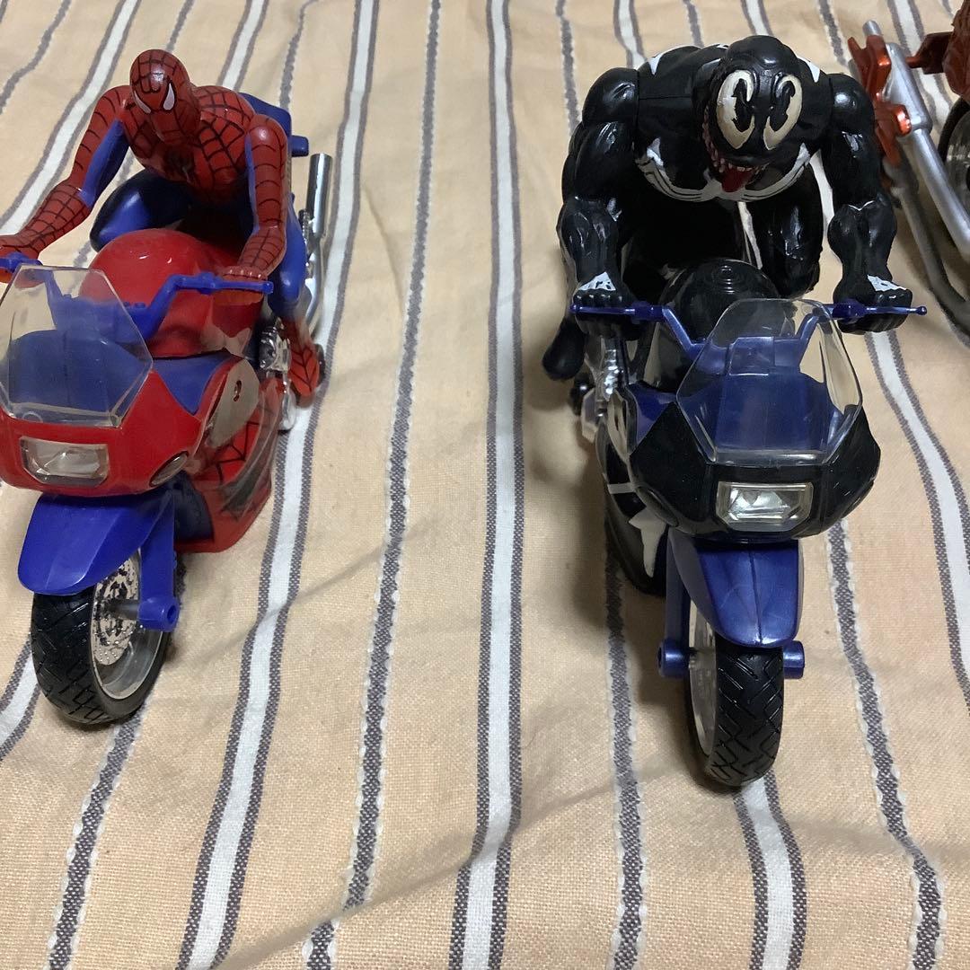 スパイダーマン ヴェノム バイクフィギュア 3体セット