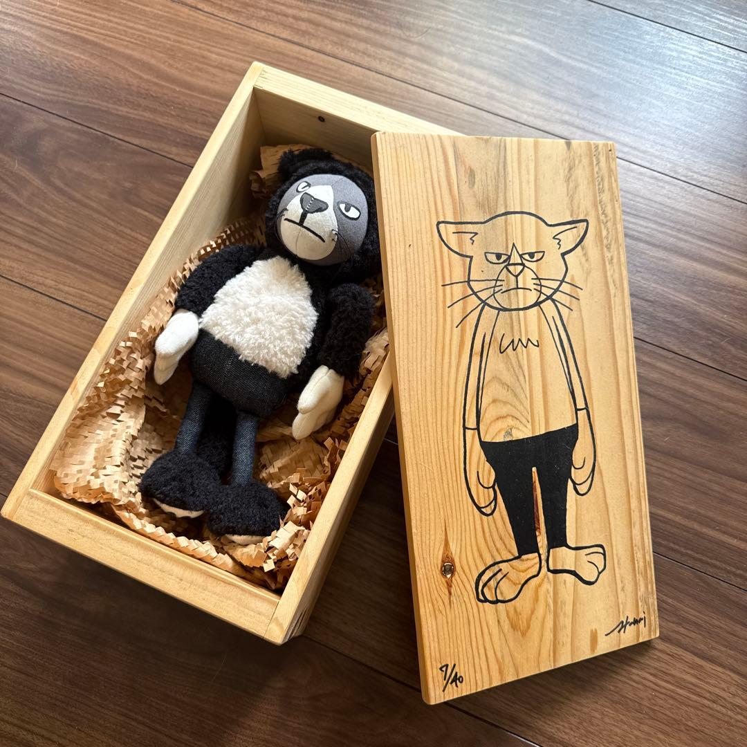 ACME FURNITURE】花井氏STUFFED CAT with BOX - メルカリ
