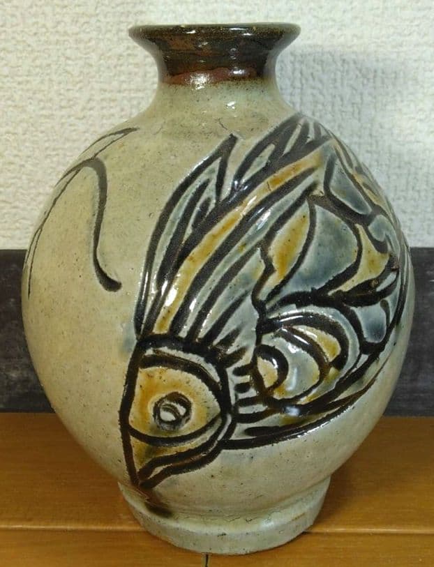 人間国宝 金城次郎 壷屋焼 花瓶 栞 共箱 壺屋焼 やちむん 珍品上作花瓶 美品