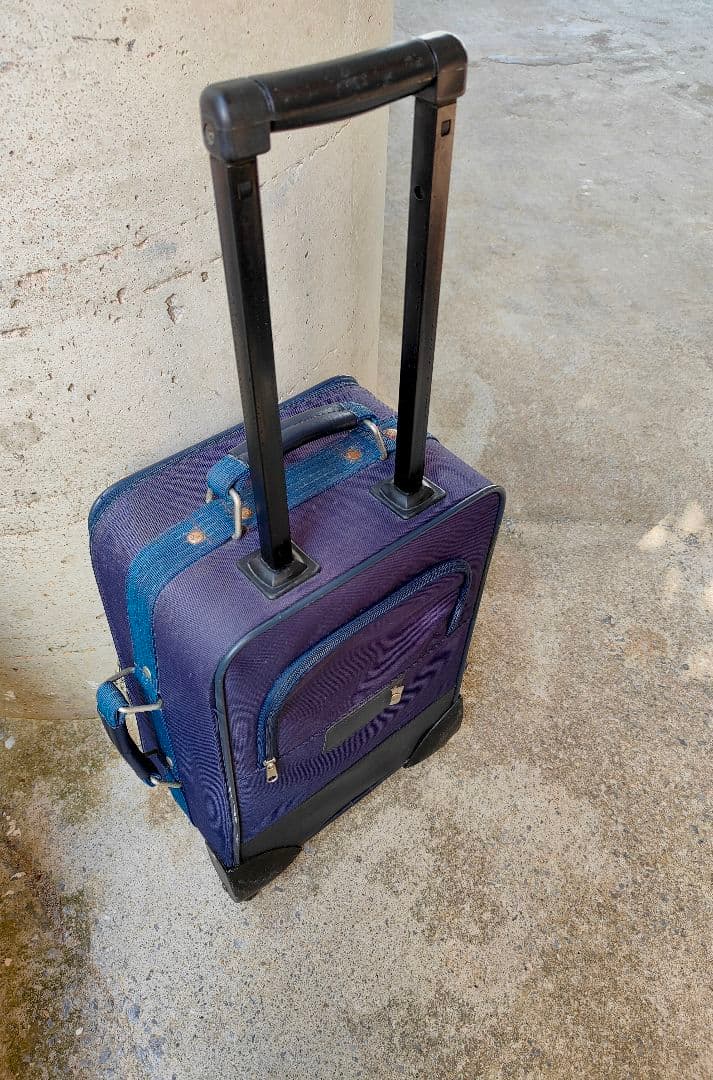 航空会社仕様スーツケース濃紺 ヴィンテージ 1980年代