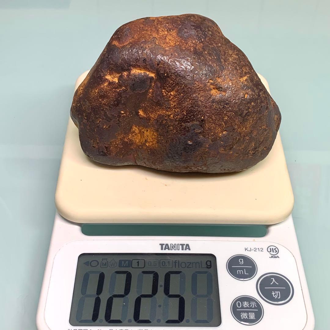 大型 宇宙エネルギーパワー 不思議の石鉄隕石 アンティーク 時代物 約1225g