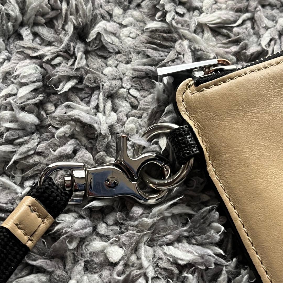 【美品！】MARNI ネックポーチ ケース ウォレット ベージュ ブラック