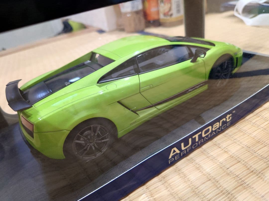 オートアート　ランボルギーニ　ガヤルド　グリーン　1/18