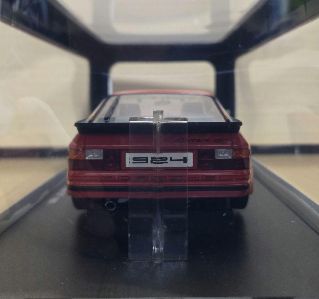 ミニカー AUTOart 1/18 PORSCHE 924 Carrera GT