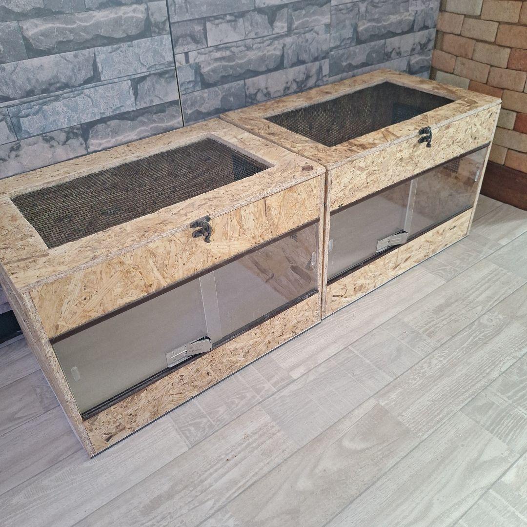 OSB木製ケージ(未使用)2個セット OSB木製ケージ(未使用)2個セットr 機能充実！OSB木製ケージ2個