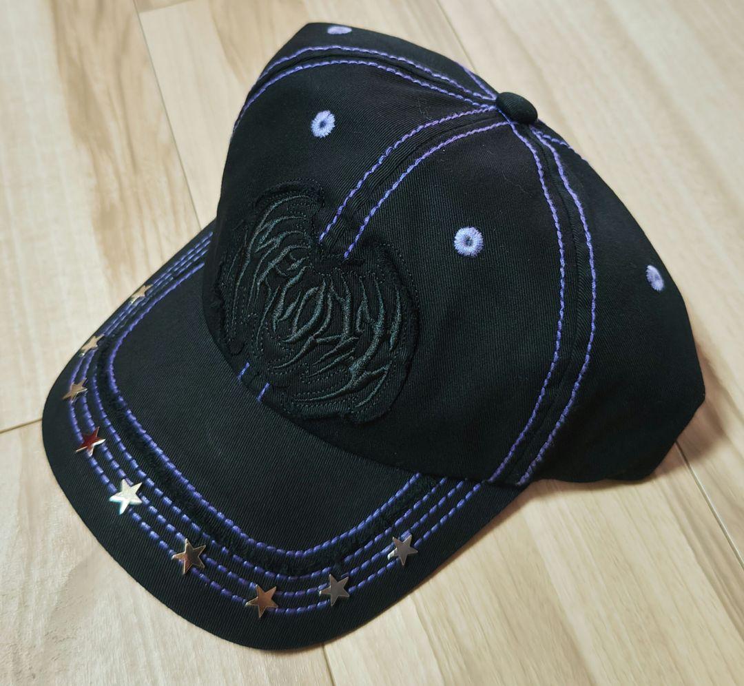 EC Melodi Black Purple Star Studded Hat