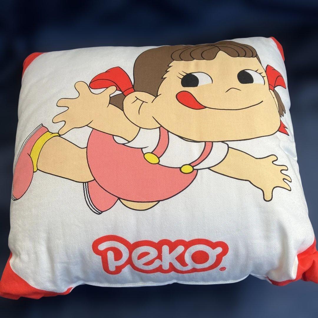 463)ペコちゃん クッション - メルカリ