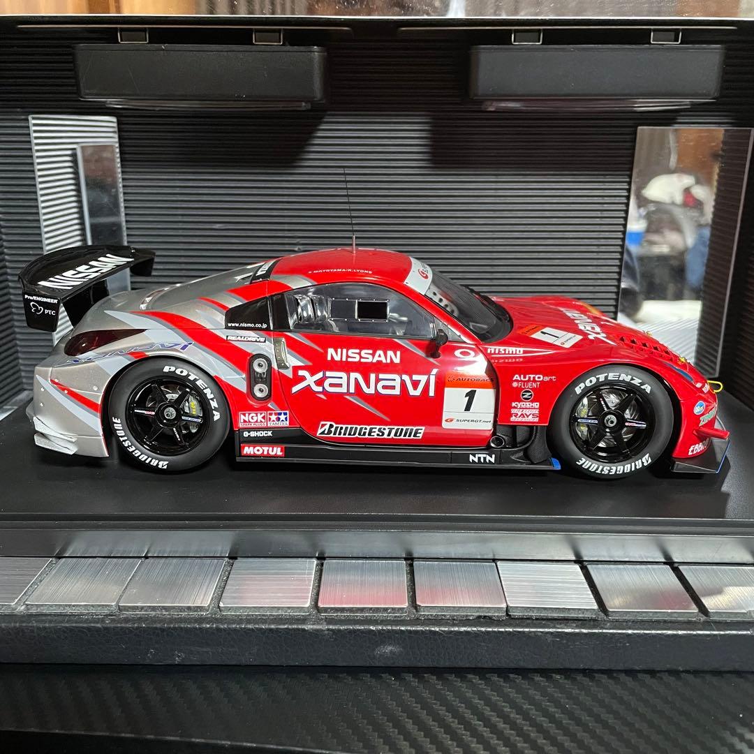 未展示品　オートアート1/18 Xanavi NISMO Z 2005