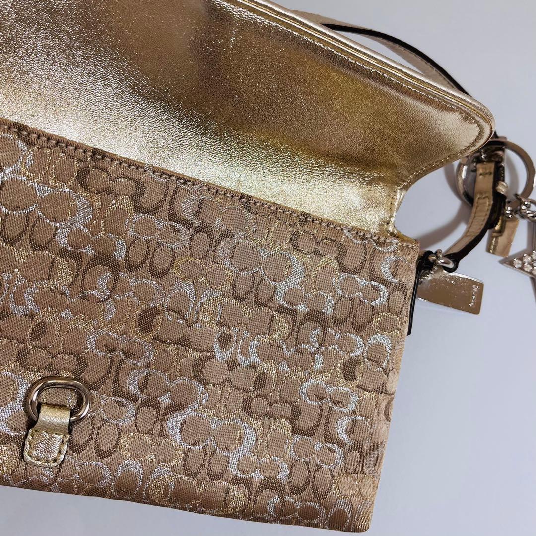 コーチ　アクセサリーポーチ　ワンショルダーバッグ　ミニバッグ