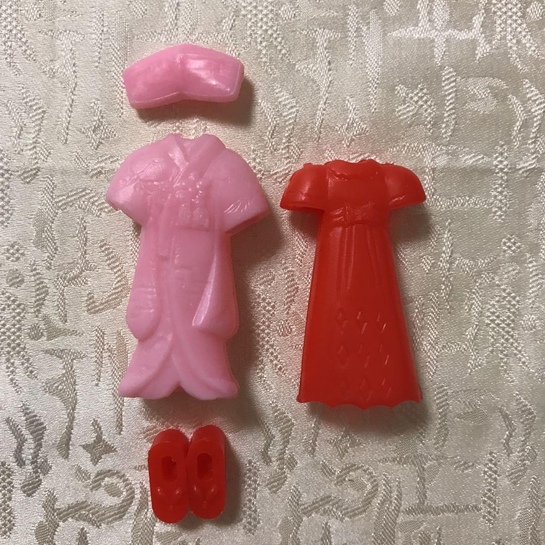 グリコおまけ　昭和　レトロ　パピーちゃん(花嫁さん　レースのドレス) グリコおまけ 昭和 レトロ パピーちゃん(花嫁さん レースのドレス)