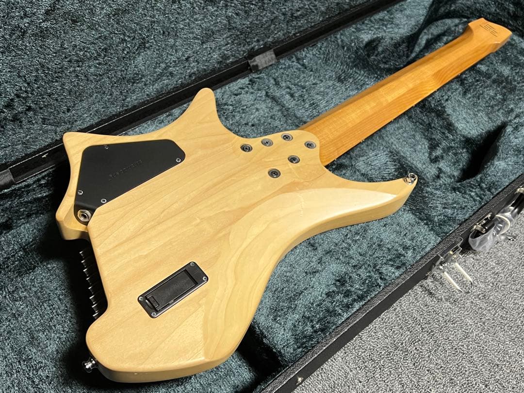 【連休値下げ】strandberg J8 s special 【8弦】