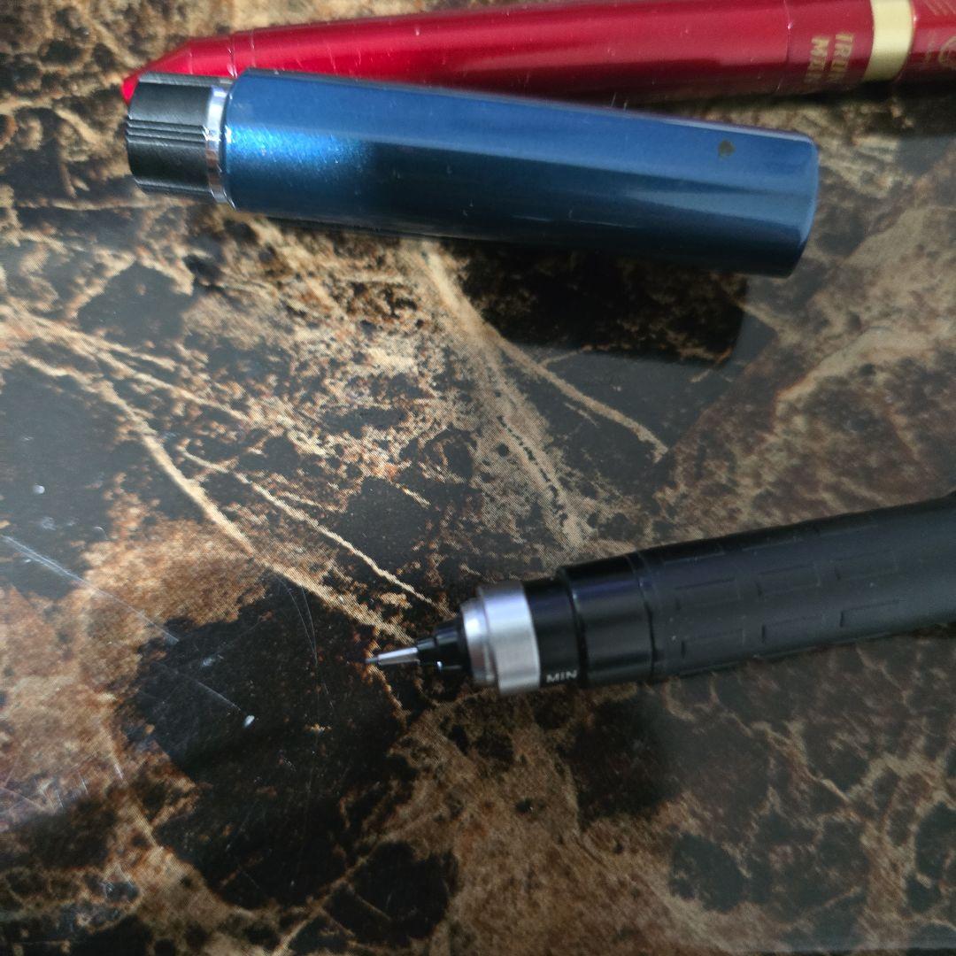 クルトガダイブ•シャーボX限定アイアンマンカラー - メルカリ