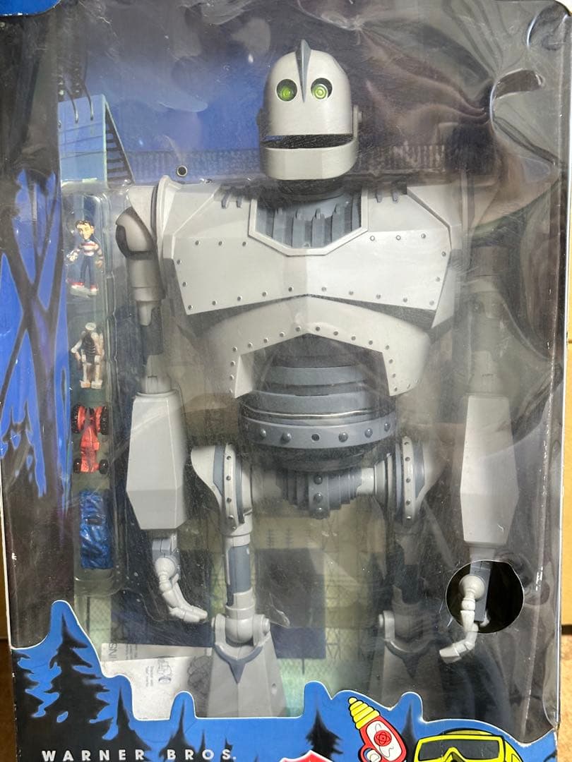 絶版　アイアン・ジャイアント ライト＆サウンド トーキング巨大フィギュア