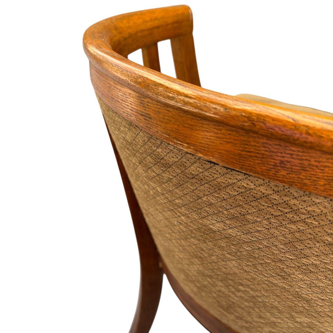 ② アンティーク 椅子 ヴィンテージ インテリア 木製チェア スタッズ