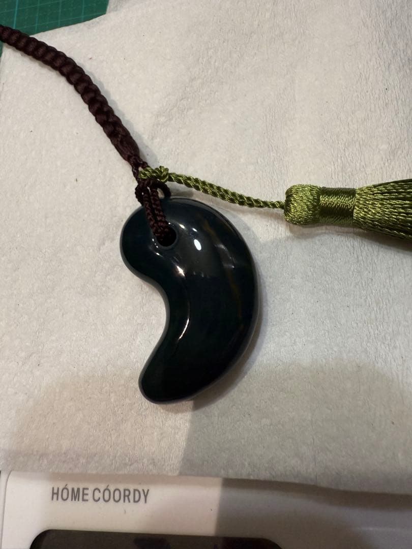 出雲石‼️碧玉‼️青石‼️勾玉‼️特大サイズ41、5mm‼️送料無料