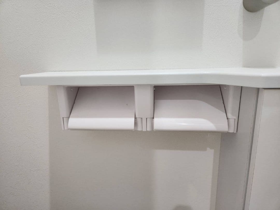 TOTOトイレットペーパーホルダー＆収納棚ユニット　手すり付き