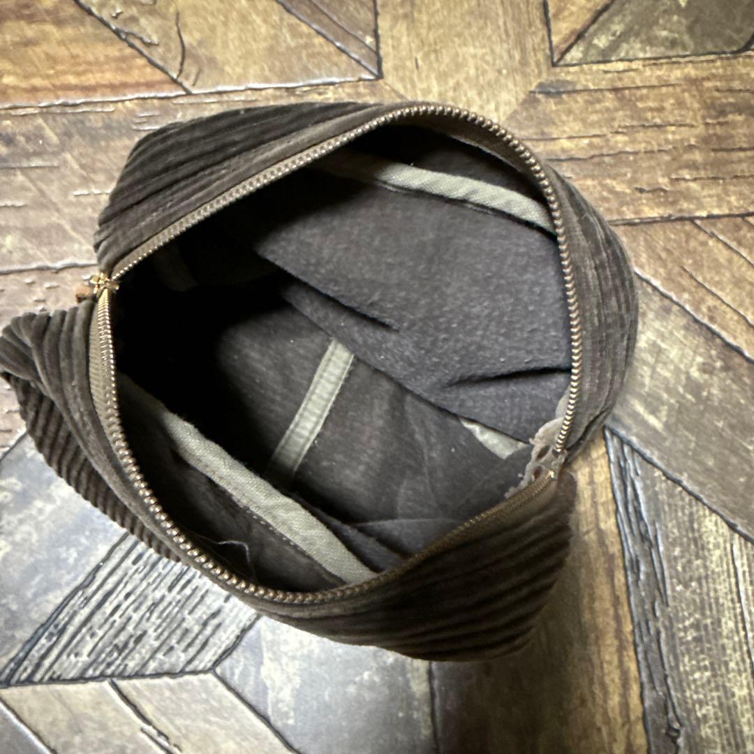 アダクワッタさんポーチセット