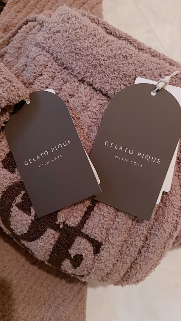 【新品未使用】ジェラートピケ バレンタイン限定 プルオーバー＆パンツセット