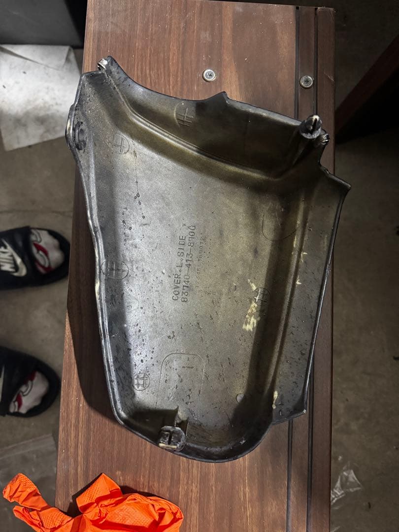 左右金属製リプロ エンブレム CB125 CL125 サイドカバー ベンリィ 2025