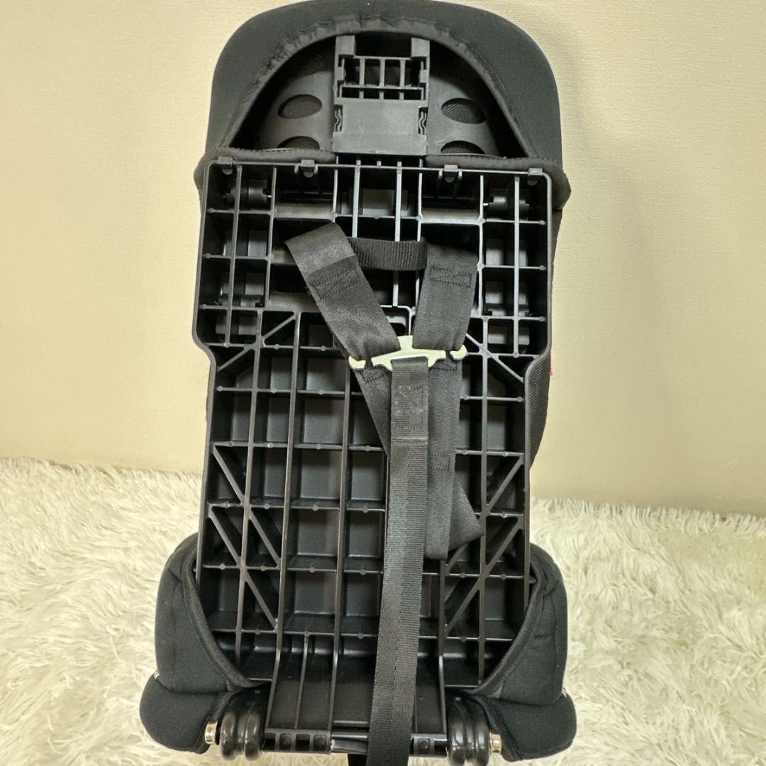 美品・日本育児トラベルベストECプラス チャイルドシート シートベルト専用超軽量