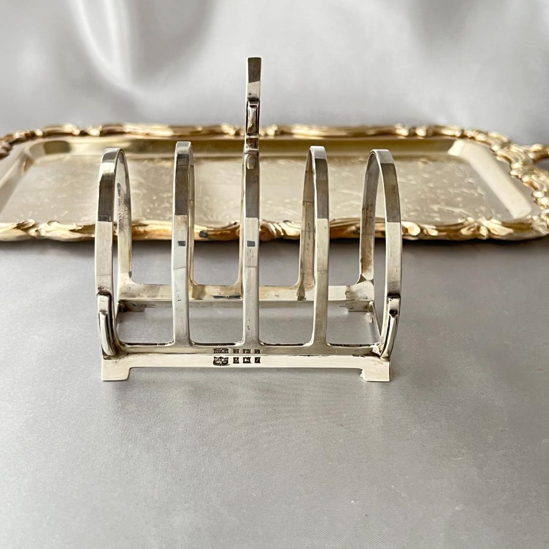 【MAPPIN & WEBB】 アール・デコのトーストラック【純銀】マッピン