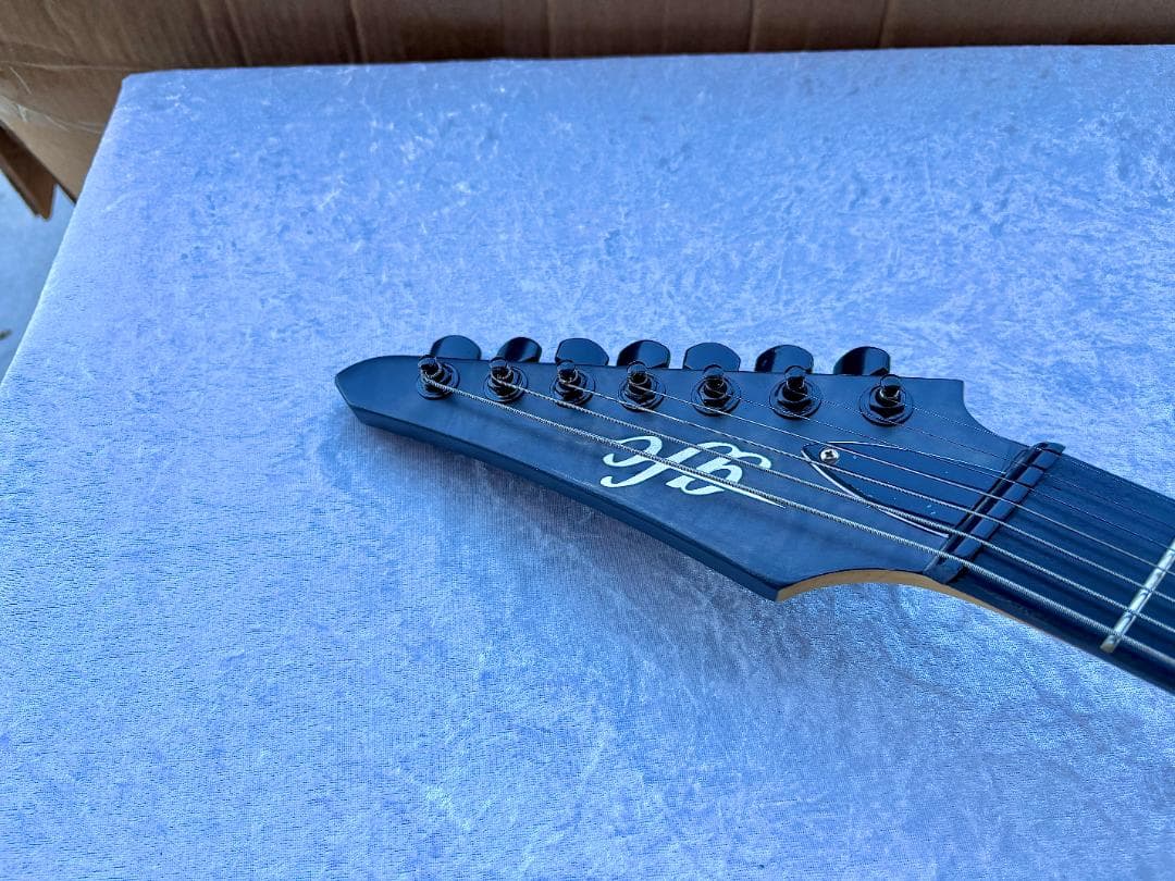 N2 gfc GNRF7-300 Satin CBST エレキギター