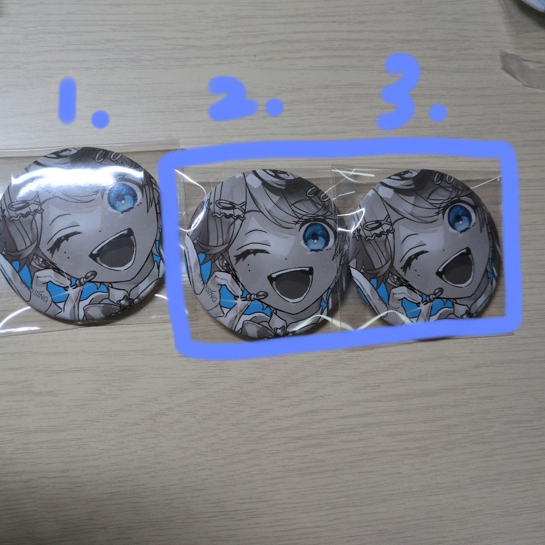 いれいす-hotoke- 缶バッジ スイスイ モノクロ - メルカリ