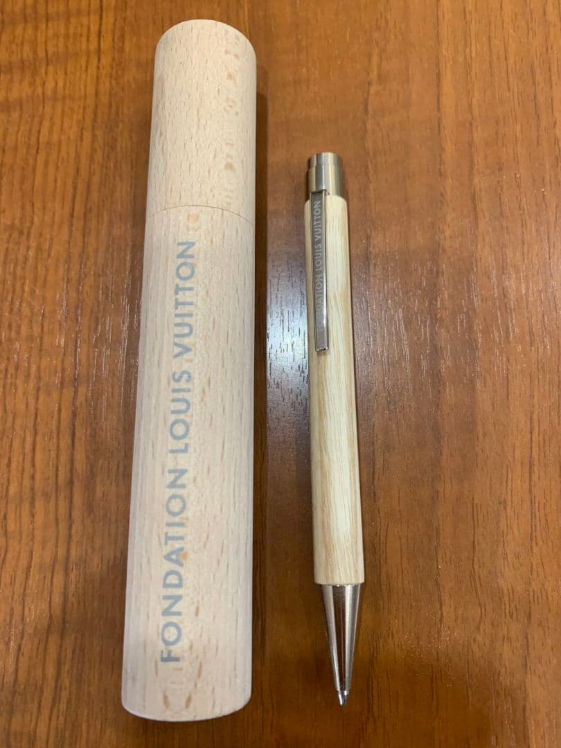 LOUIS VUITTON 木製ボールペン専用ケース付き新品ルイヴィトン美術館
