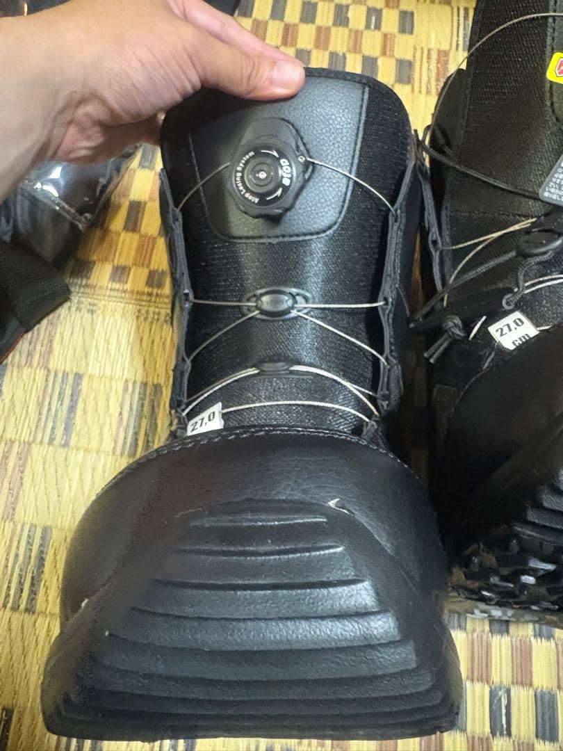 【新品】ZUMA ブラック スノーボードブーツ　ダイアル式27.0cm