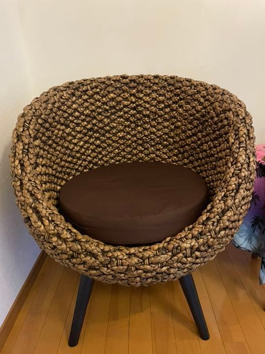 バリ風イス どこで 買える か