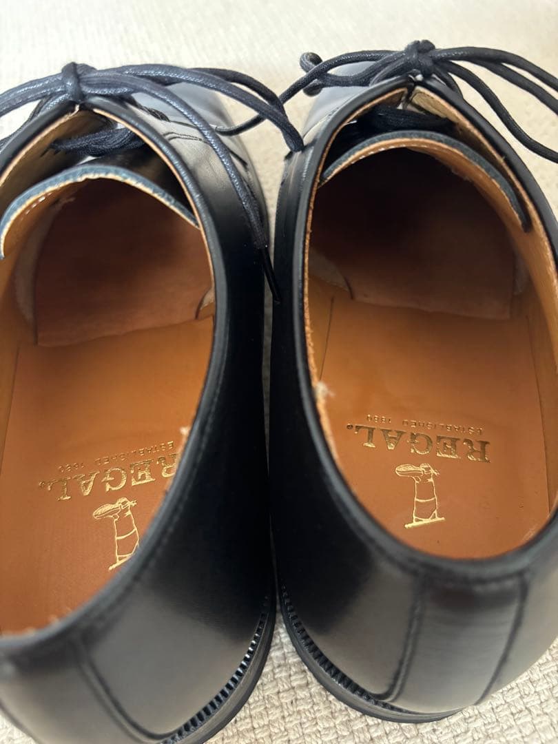 ☆2回使用のみ箱付☆ REGAL プレーントゥ　ビジネスシューズ