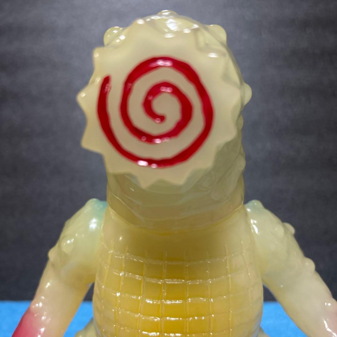 アマプロ　凶悪怪獣ナルトンソフビ