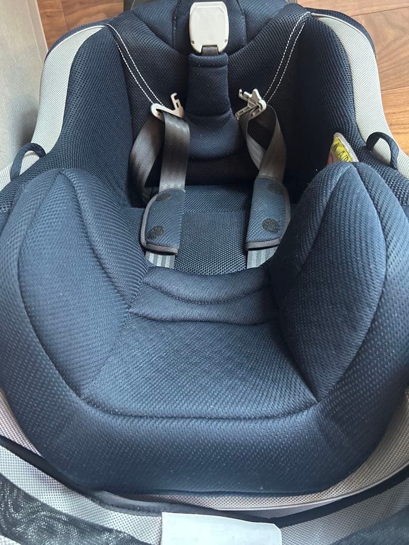 さぁ様◆アプリカ　クルリラ◆チャイルドシート【ISOFIX】新生児用シート付き