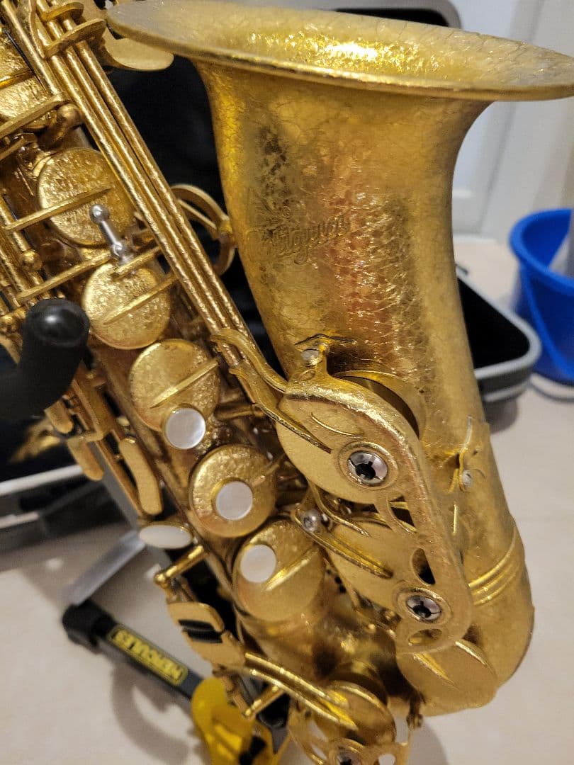 アンティグアAntigua パワーベルアルトサックス マウスピースとスタンド付き