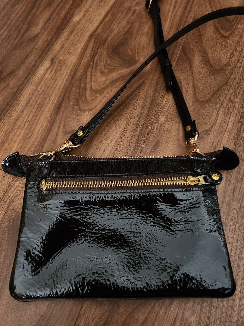 ATAO プープー/ミニサイズのお財布ポシェット エナメル ブラウン