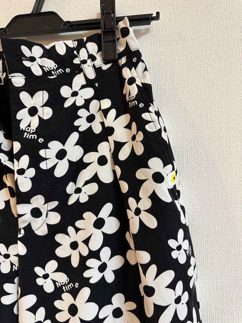 値下げ中！NAPTIME 総柄タックワイドパンツ S ブラック 値下げ中