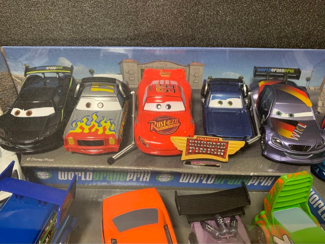 カーズ　ダイキャストカー 22台セット