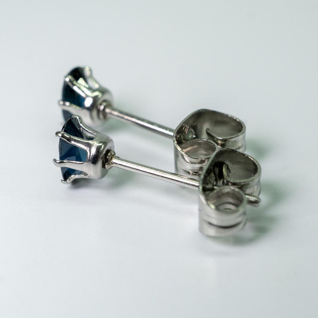 【chaka】天然石 0.3ct ティール サファイア ピアス ペア