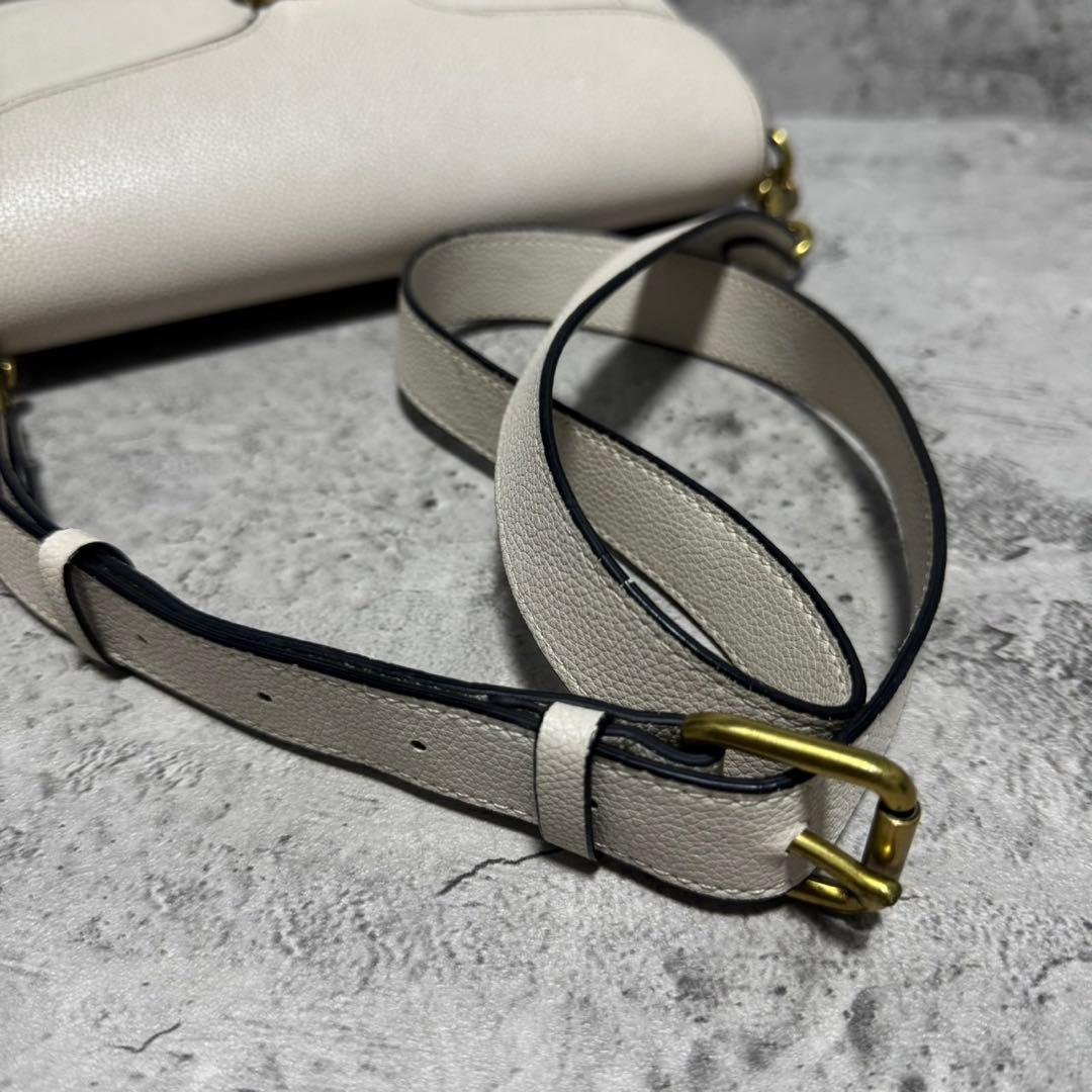 美品✨️コーチ ショルダーバッグ タビー シボ革 レザー アイボリー F3995