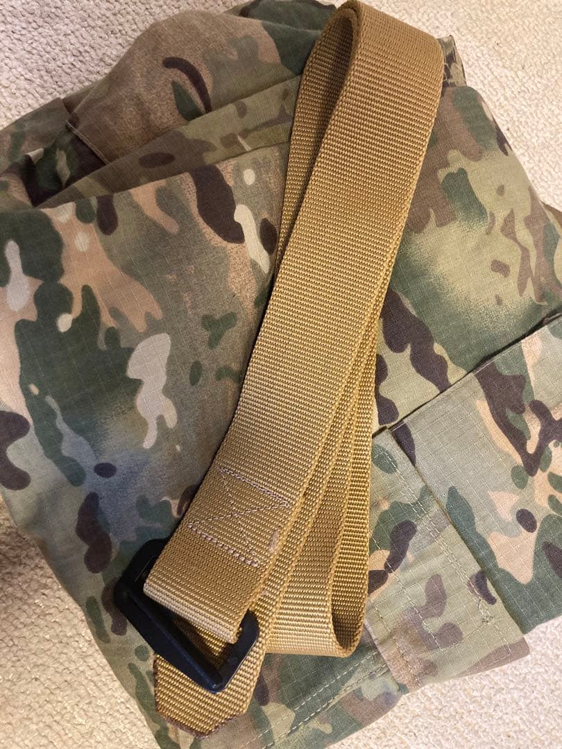 サバゲー女子セット 大人M 上下迷彩服 靴 24.0cm グローブ 帽子 ベルト