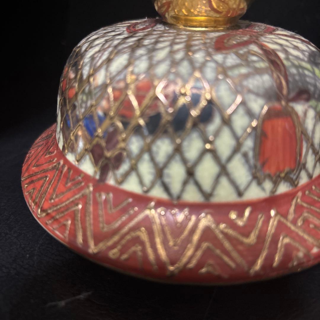 京薩摩焼 沈香壺 骨董 金彩 網目蝶図 - メルカリ