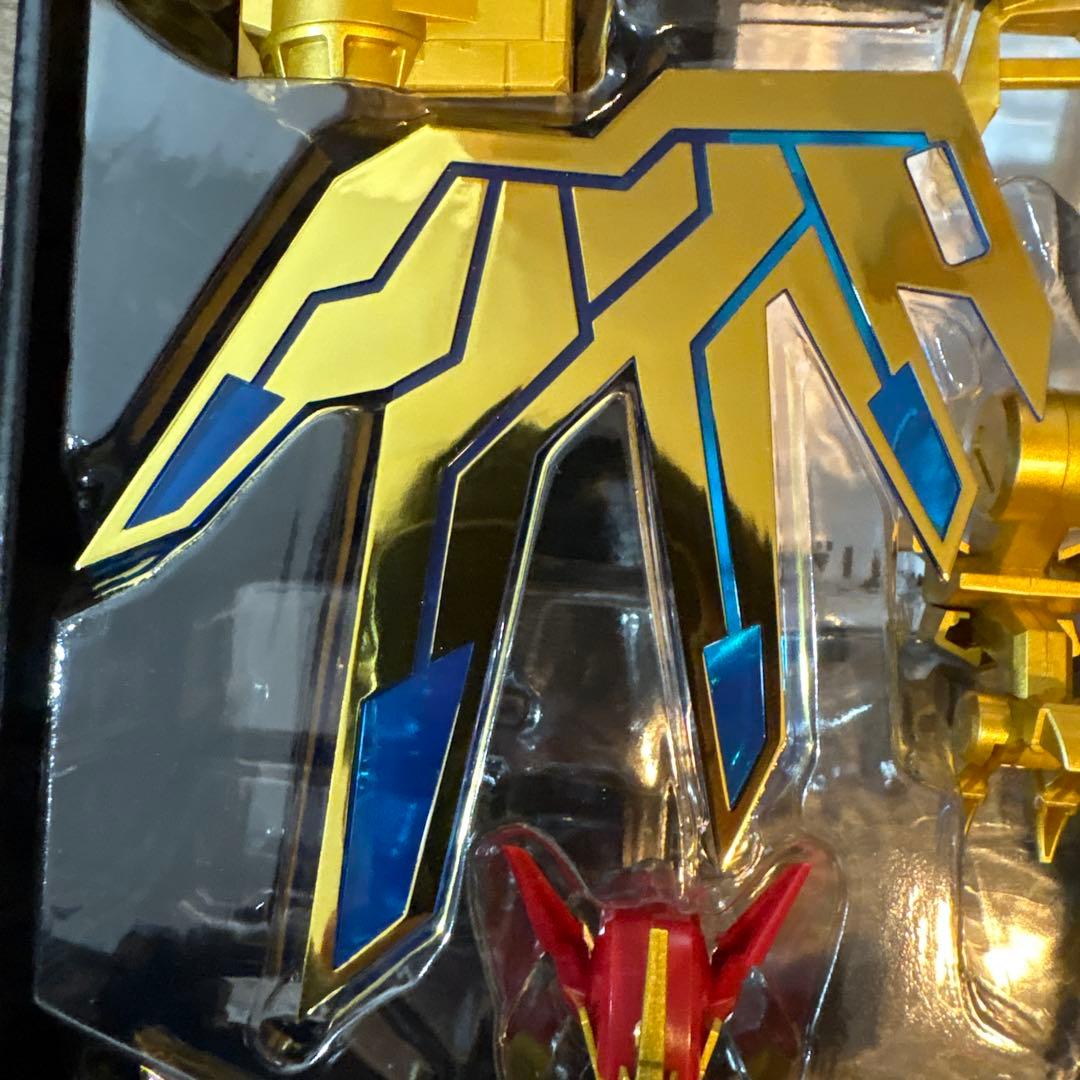 THE合体グリッドマンユニバースファイター&ビッグゴルドババーン