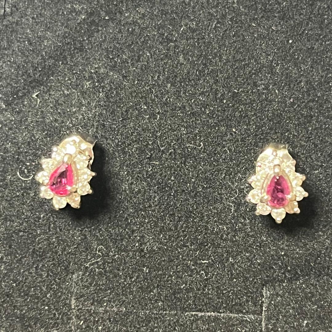 年末セール ルビーティアドロップダイヤモンドピアス 鑑定カードつき