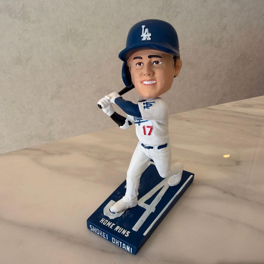 大谷翔平 ボブルヘッド 2025年8月27日来場者限定配布(箱に傷
