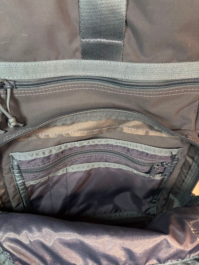 【美品】BRIEFING SLIM PACK MW GENII NAVY