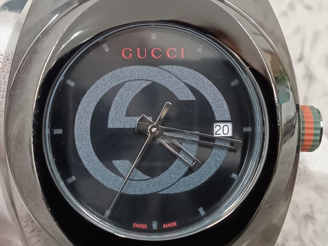 [美品]GUCCI SYNC（シンク）ユニセックス 腕時計 YA137107A
