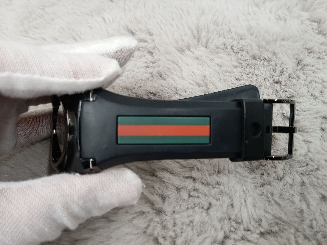 [美品]GUCCI SYNC（シンク）ユニセックス 腕時計 YA137107A