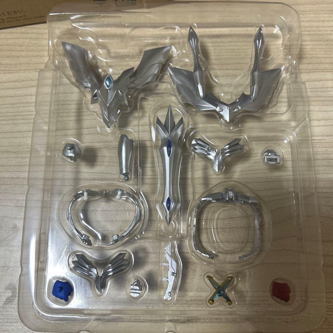 【開封済】S.H.Figuartsウルティメイトシャイニングウルトラマンゼロ
